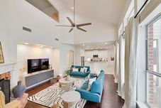 Others 4 Mi to Dtwn: Family Home w/ Games in Frisco