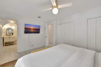 อื่นๆ 4 Poolside Paradise Dock & Pool!