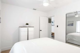 Others 4 Sunrise Palms 10 Min to Beach!