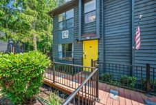 Others Sleeps 6 Indoor Pool 10 Mins to Dollywood