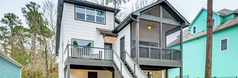 Others < 1 Mi to Boat Ramp: Waterfront Lake Conroe Home!