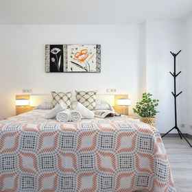 Room 1 Sunstay Eslava Flat I B Malaga, Hotel Benadalid