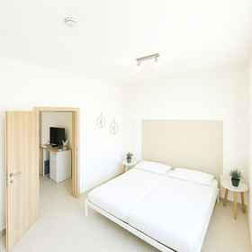 Room 1 ⭐ SeaSide⭐ | 100 m dal Mare Love & Family Wi-Fi AC, Monte Rinaldo Hotels