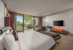 อื่นๆ 7 8BR Beachfront Eden: Luxury Events & Getaways