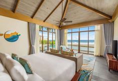 Others 4 Luxe 5BR Villa: Beachfront Breakfast Pool