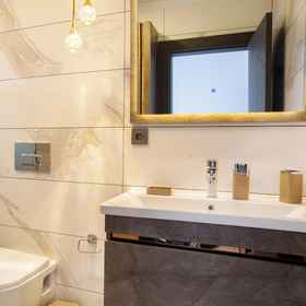 Primary image 1 อิมพอร์ตแทนท์ทราเวล BD4109 วิลล่า 2 ห้องนอน, โรงแรม & ที่พัก Magi Beach