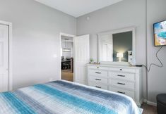 Lainnya 3 Villages at Five Points- West