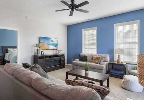 Lainnya Villages at Five Points- West