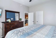 Lainnya 5 Villages at Five Points- West