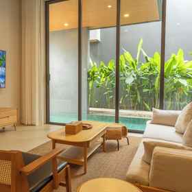 Room 1 Luxury 3BR Pool Villa with Sea Views, Hotel Bucha Gallery and Restaurant