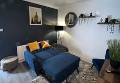 Others 4 Gms Luxury House in Chatham