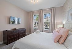 อื่นๆ 7 Gorgeous 6-bedroom House With Private Pool