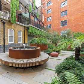 Primary image 1 Luxury flats near Big Ben and London Eye, River Park Tower Marketing Suite Hotels