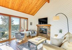 Others 3 Hike, Ski & Golf: Bend Condo at Seventh Mtn Resort