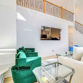 Primary image1Patio & Fenced Yard: Quiet Home in Katy!,凯蒂米尔斯购物中心飯店