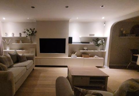 อื่นๆ Stylish, Modern 3 Bedroom House, Free Parking