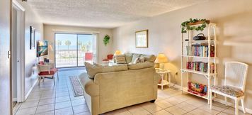 Others 6 La Coquina 102