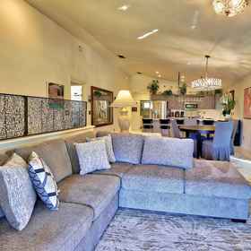 Primary image 1 เจด บีช รีทรีต, โรงแรม & ที่พัก Suncoast Seabird Sanctuary