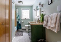 Others 7 Ski Hike Lodge 5BR w Fire Pit Cozy Spaces