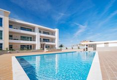 기타 2 Lagos Marina View 3 With Pool by Homing