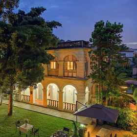 Primary image 1 White House Monet Garden Coffee, Hotel The MIXC 萬象城