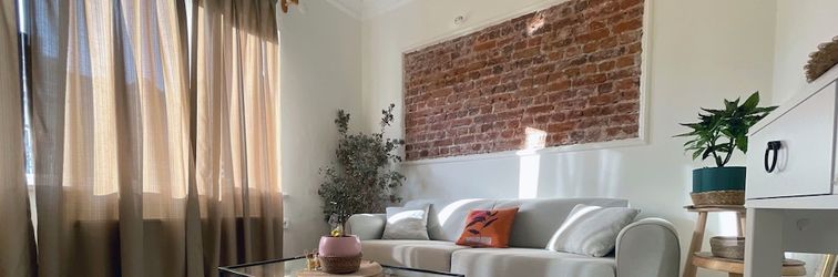 Lain-lain 2BR and 2bath balcony apt in heart of isatanbul #3