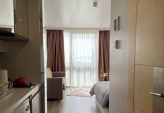 Others 3 studio unit with pool and gym