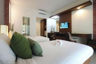 Others 4 Tuana Hotels Brook Pool Access