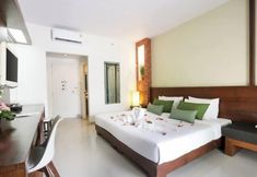 Others 3 Tuana Hotels Brook Pool Access