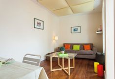 Others 2 JOIVY Sleek City View flat in Lapa