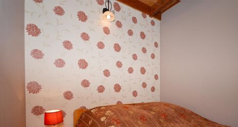 其他 2 Spacious and Comfortable Holiday Homes With Pool