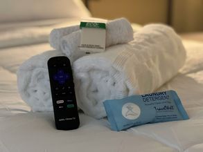 其他 4 Comfortable Room Rentals Outlets & Kingsky Academy