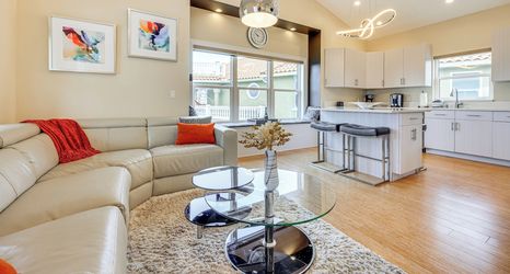 Others 2 Watch Dolphins: St Augustine Gem Near Downtown!