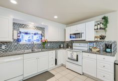 其他 5 Family-friendly Cottage w/ Playground in Centralia