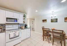 其他 6 Family-friendly Cottage w/ Playground in Centralia