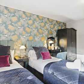 Room 1 Wyndgrove House - North East Escapes, Knaresdale with Kirkhaugh Hotels
