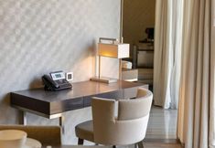 Others 7 Elegant 3BR With Pool Near Wafi Mall Dubai Frame