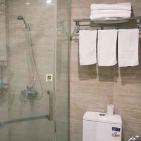 Room 1 凯旺连锁宾馆(南京明故宫地铁站东部战区总医院店), 麒麟门 酒店