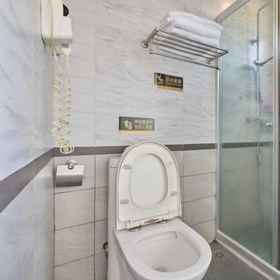 Room 1 Xiamen Moutain and Sea View Homestay(Huandao Road Zengcuo"an Branch)), Hulishan Cannon Fort Hotels