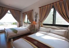 อื่นๆ 5 Cloud Top Landscape Hotel
