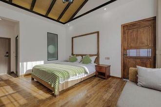 Others 4 When we first meet