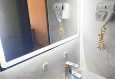 Others 5 7 Days Premium Hotel (Tianjin Binhai Airport Zhangguizhuang)