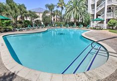 Others 2 Steps to Beach: Galveston Condo w/ Balcony!
