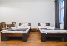 Lainnya 3 Oak Tree Old Town Apartments