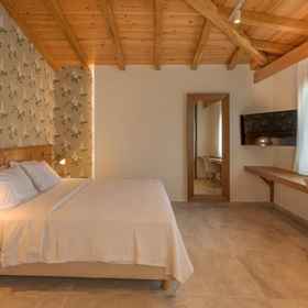 Room 1 Liadromia Hotel, Kalamakia Port Hotels