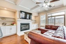 อื่นๆ 6 Mi to Downtown Atlanta: Spacious Home w/ Yard