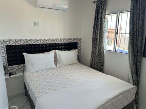 Others 4 Flats pequeno paraiso