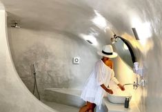 อื่นๆ 6 Nolis White Fira