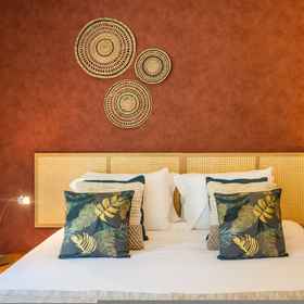 Room 1 Wood Oven House I in Azeit o, Santarém District Hotels