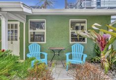 Others 5 Stones Throw Beachside Bungalow 2 AT THE Beach